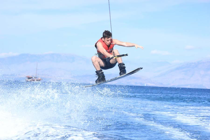 WAKEBOARD