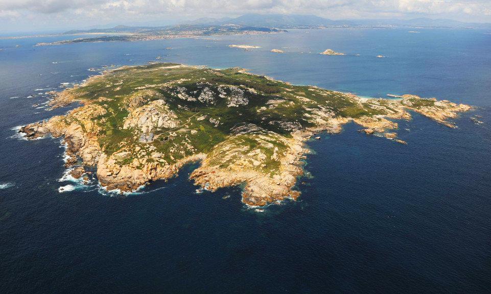Isla de Sálvora 2 (Vista aérea de la Isla de Sálvora)